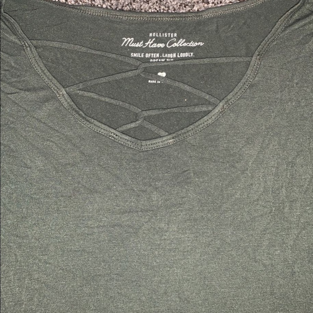 ✰ Hollister comfy tee ✰